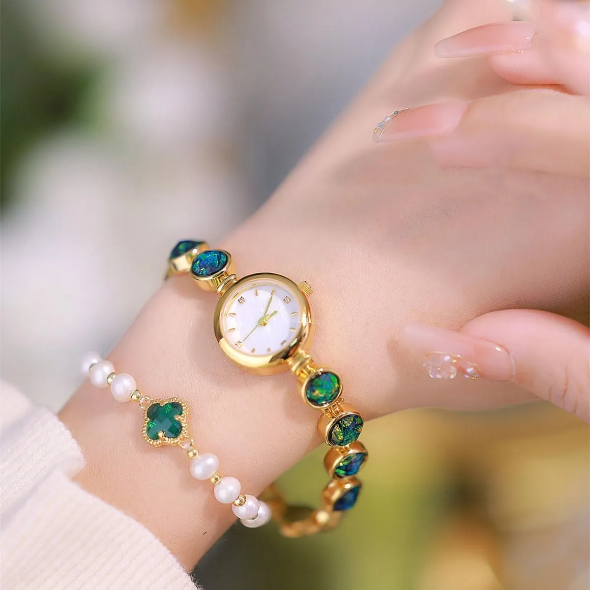ADSBIAOYE Women's Watches Luxury Vintage Crystal Diamond Bracelet Watch Ladies Fashion Dress Quartz Wrist Watch Stainless Steel Waterproof Gift Watch