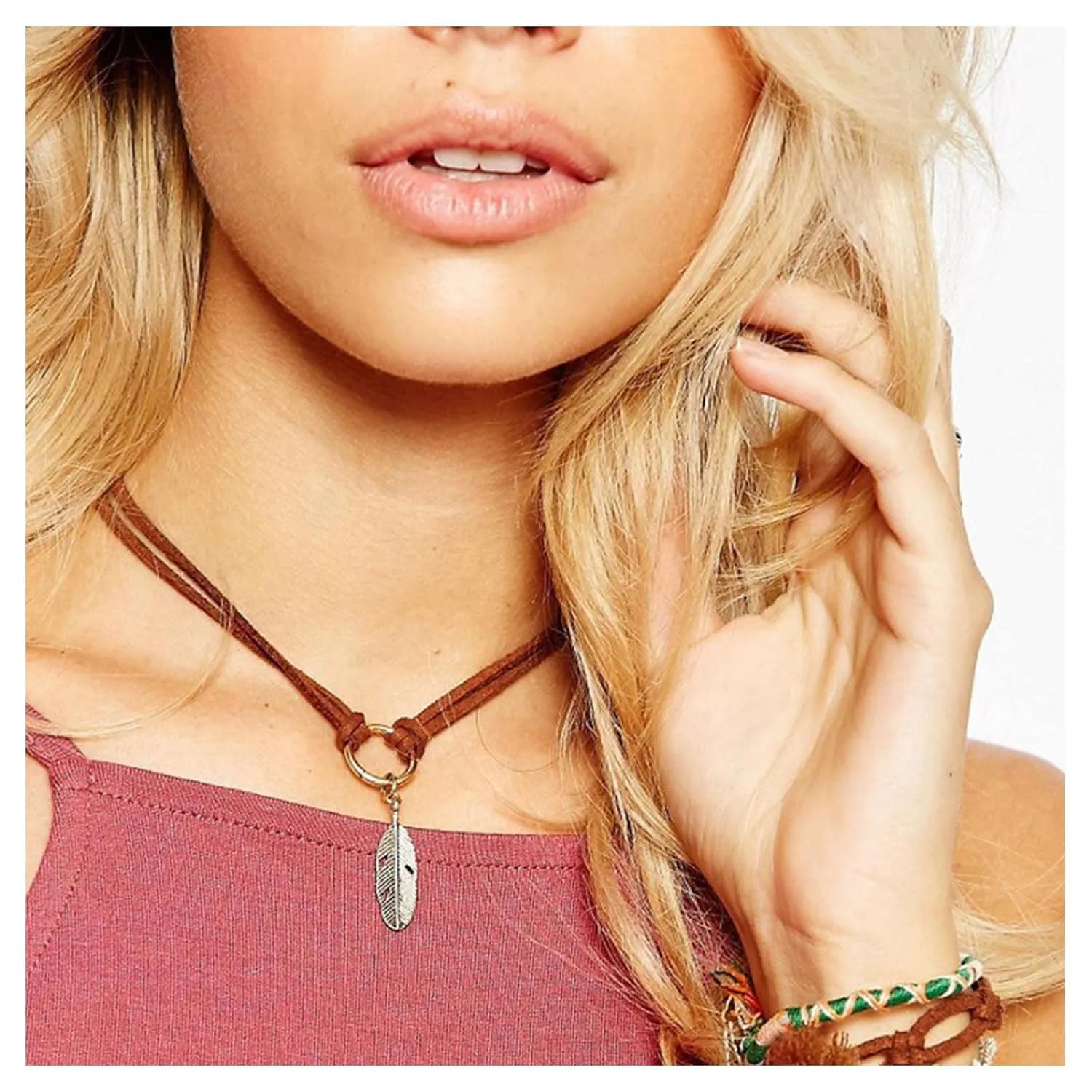 Bohemian Feather Pendant Necklace Brown Suede Choker Necklace Layered Velvet Collar Necklace Circle Leather Choker Necklace Jewelry for Women