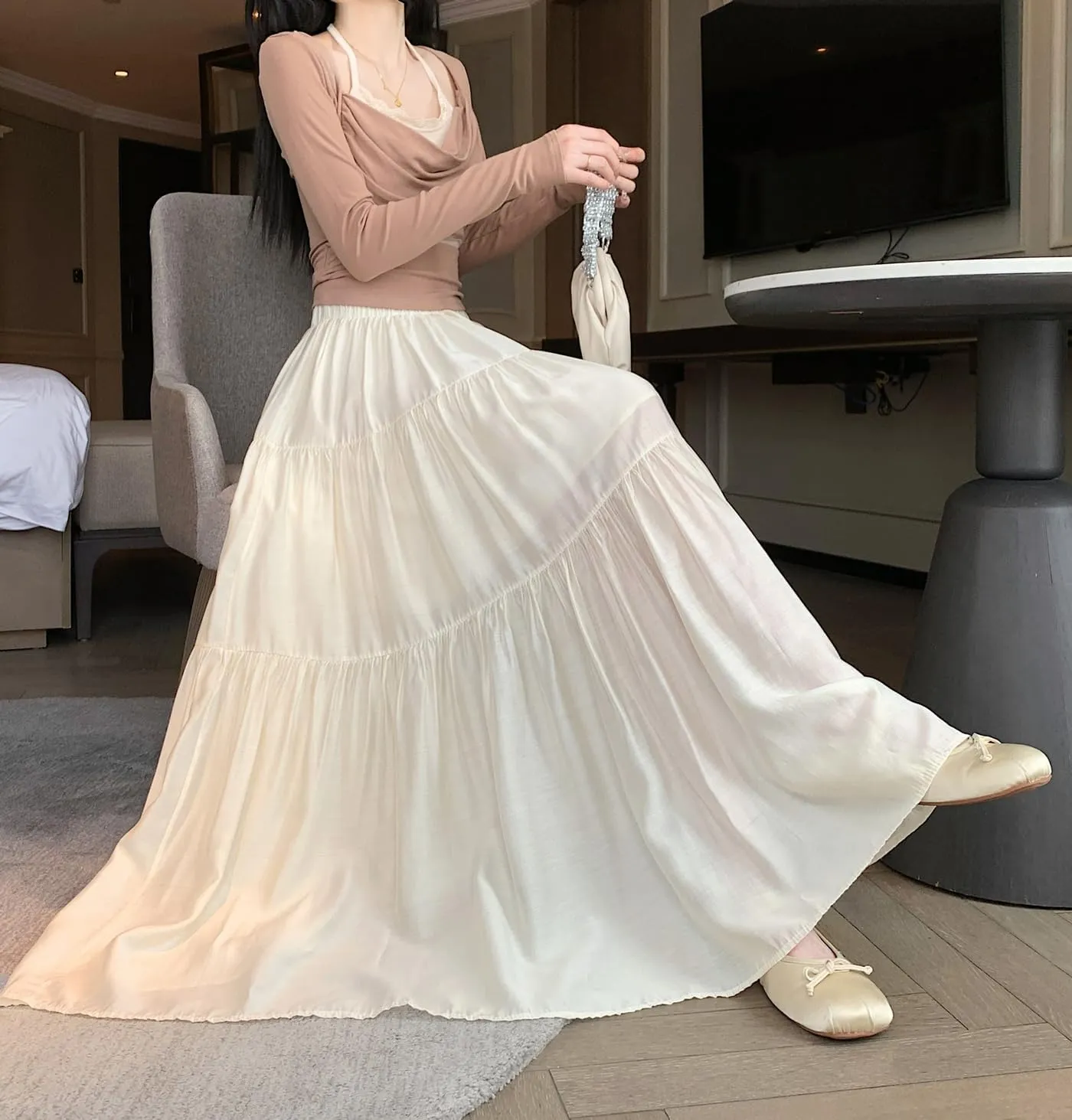 chouyatou Women's Summer A-Line Flare Tiered Maxi Skirt High Waist Flowy Swing Long Pleated Skirts