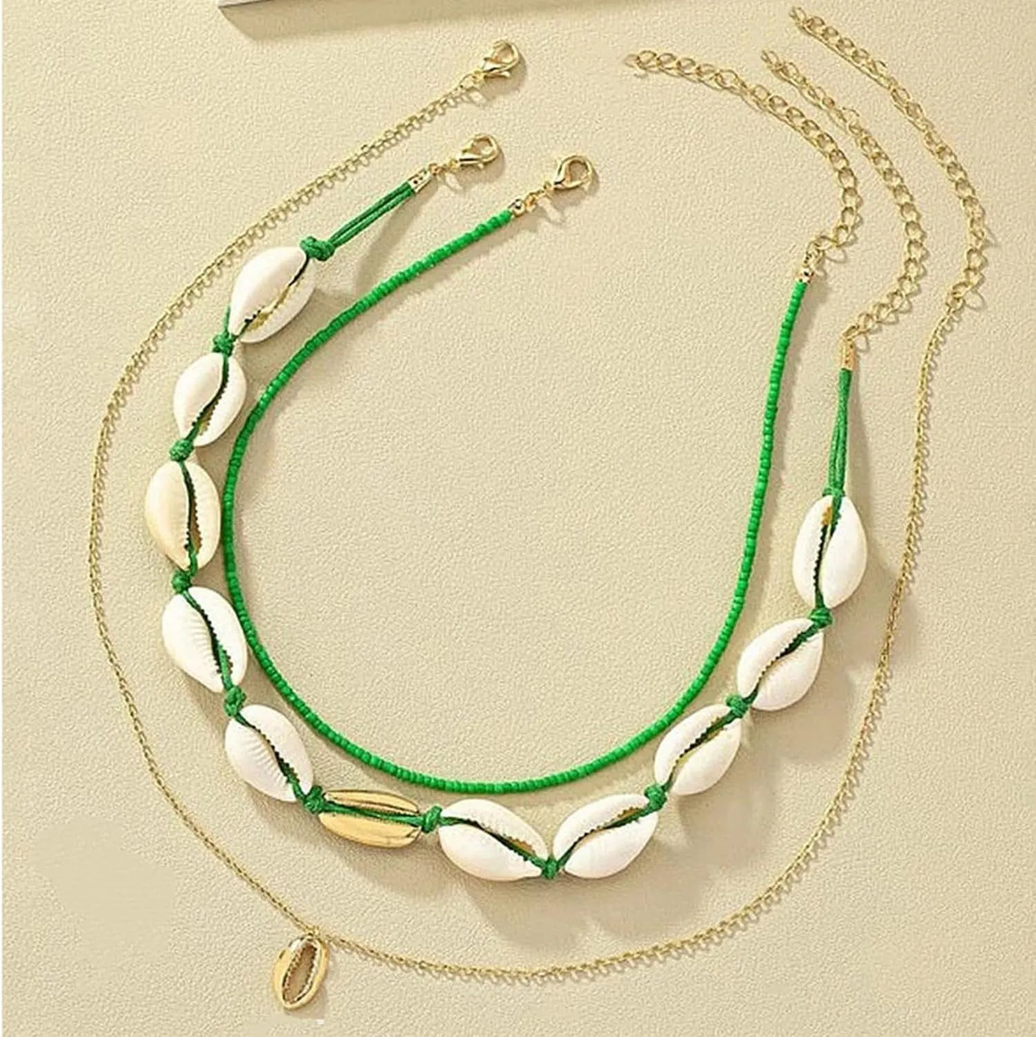 Cowrie Shell Necklace for Women Natural Sea Shell Beads Choker Necklace Adjustable Summer Seashell Beach Necklace for Women Hawaiian Jewelry