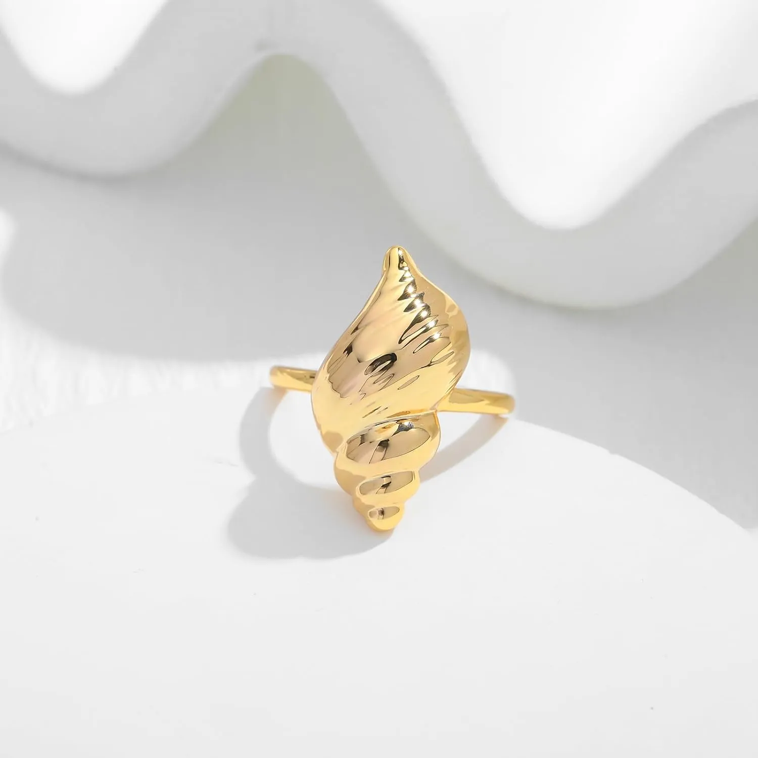 Gold Conch Shell Starfish Rings for Women Adjustable Chunky Open Stackable Seashell Rings Bohemian Statement Rings Summer Ocean Punk Jewelry