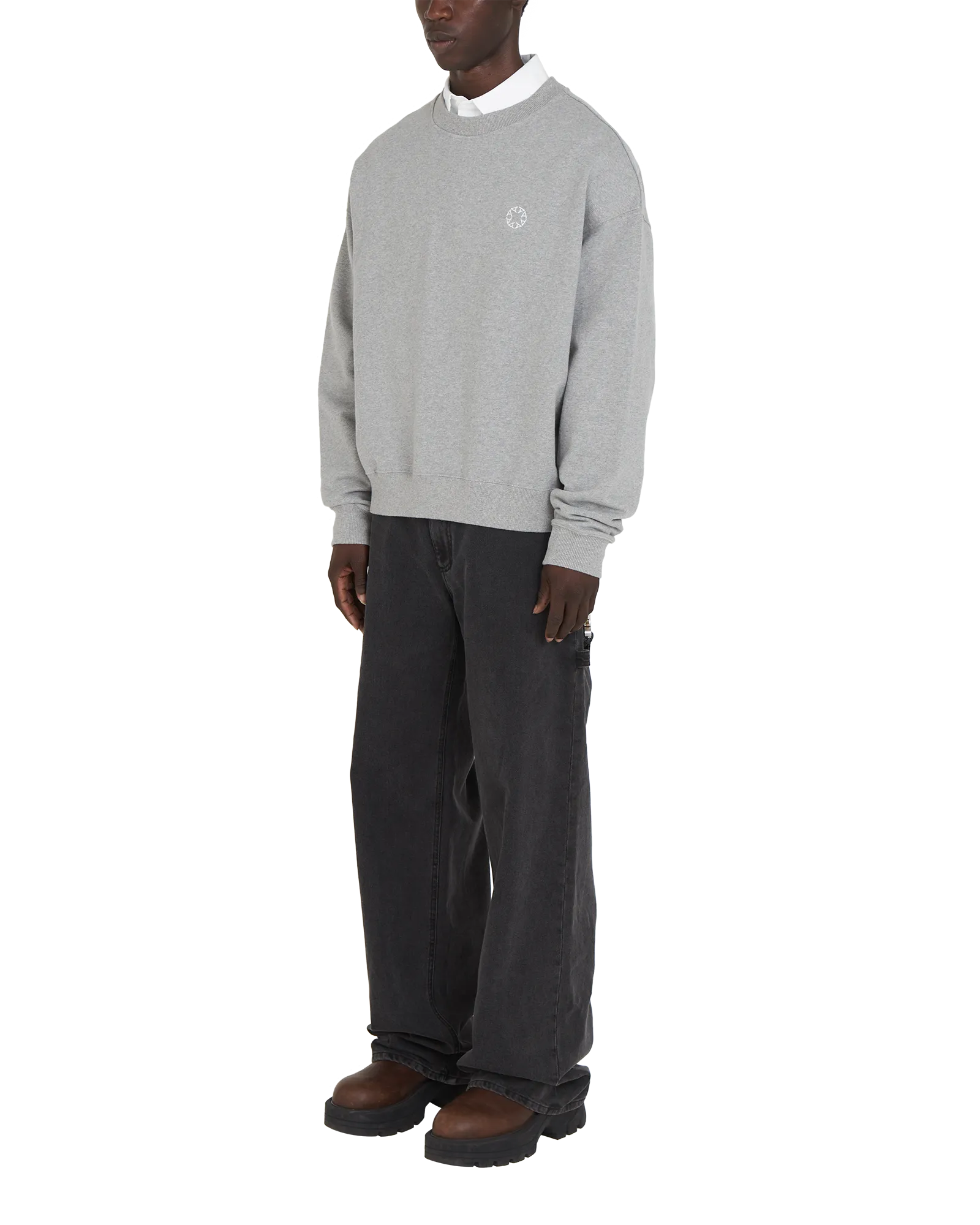 GREY BOXY CREWNECK SWEATSHIRT