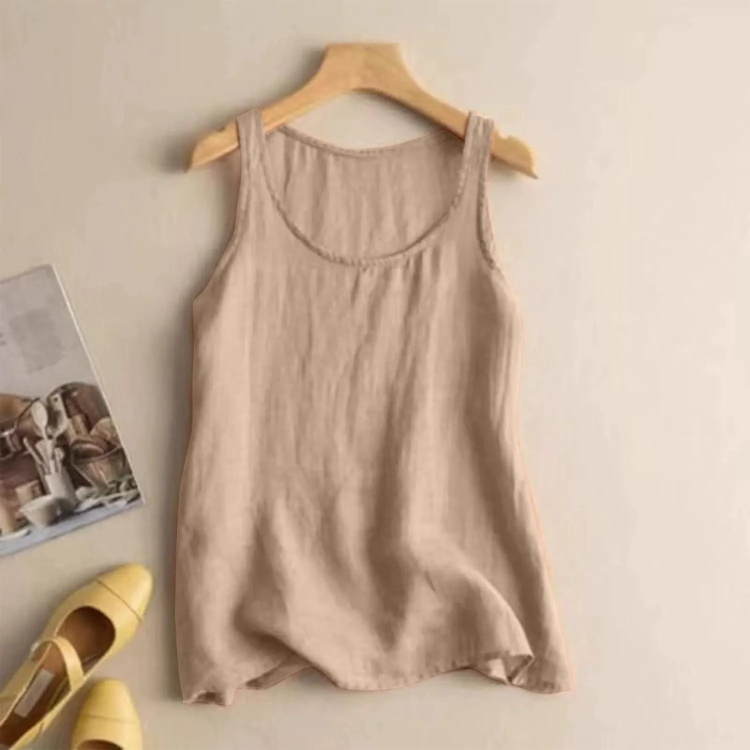 Linen Tank Tops for Women 2025 Summer Vacation Casual Tops Loose Fit Sleeveless Scoop Neck Camisole Shirt Lightweigh