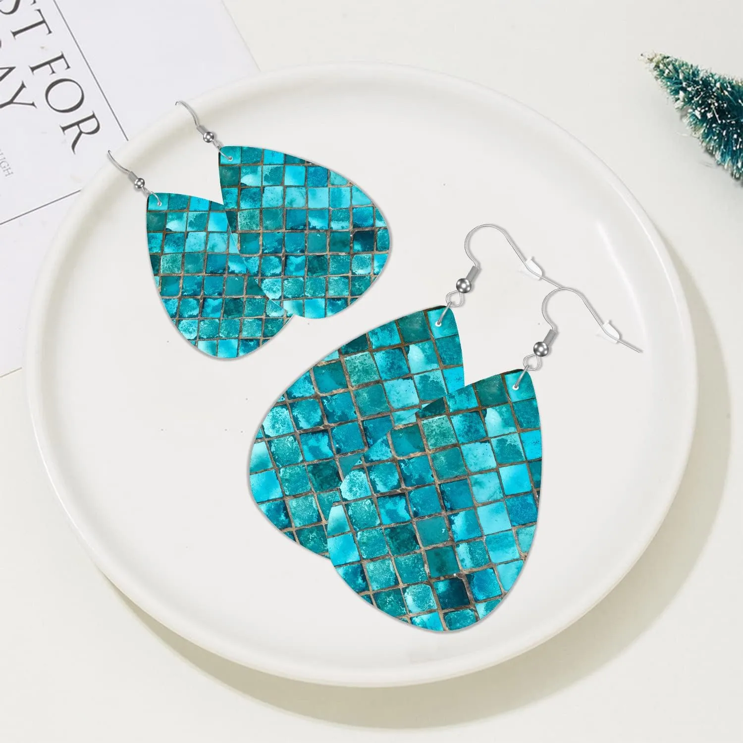 MIOAOSRT Blue Geometry Drop Dangle Earrings Faux Leather Teardrop Earrings Lightweight Drop Dangle Jewelry for Women Teen Girls Fashionable