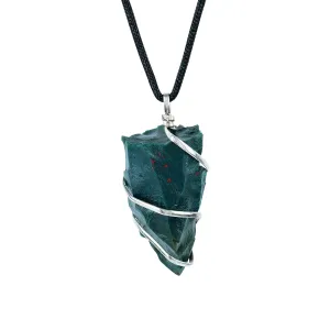 PYOR Blood Stone Raw Crystal Healing Stones Pendant Necklace Energy Generator Cool Locket Chakra Balancing Cleansing Reiki Gemstones Jewelry Spiritual Rocks Crystals Necklaces Pendants