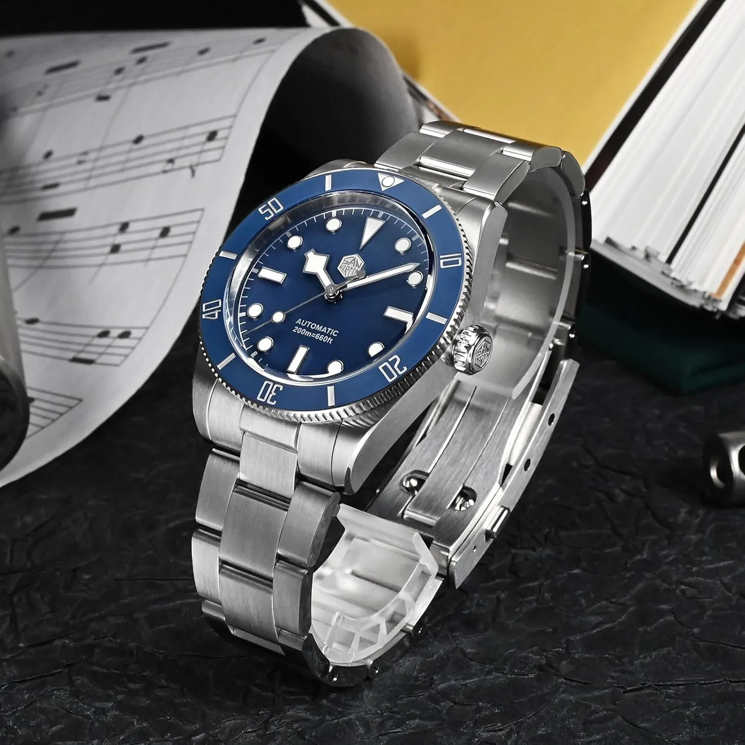 San Martin Men Watch SN0138G, 37 mm 20 Bar Diver Watch NH35 Automatic Mechanical Luxury Diving Waterproof BB54 Wrist Watch