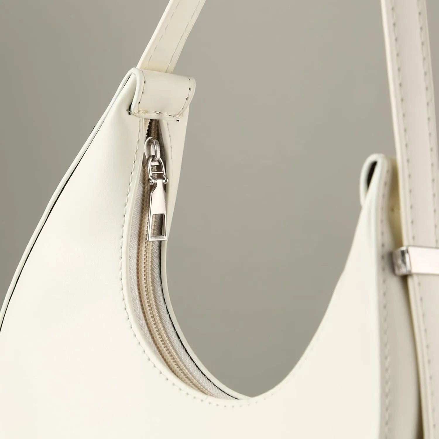 Small Crescent Shoulder Bag Underarm Purse Retro Classic Clutch Shoulder Tote HandBag with Zipper