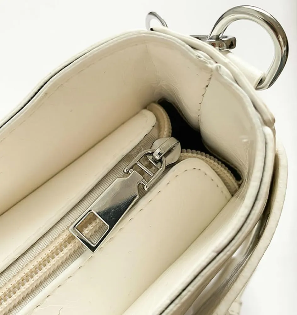 Studded Purse Women 2025 Y2K Handbag Rivet Punk Hobo Purse Satchel Vintage Designer Shoulder Crossbody Bag with Buckle