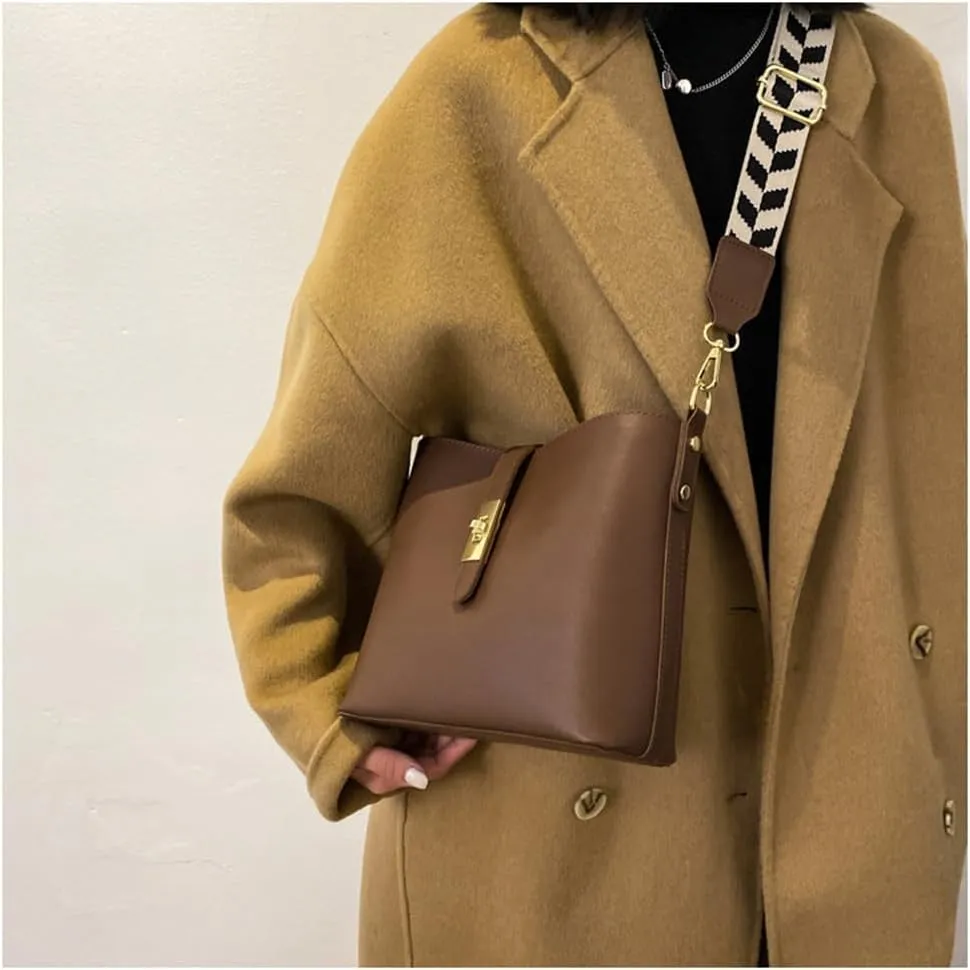 Vegan Leather Crossbody Bag for Women Hobo Bucket Satchel Bag with Guitar Strap Shoulder Bucket Handbag Purse