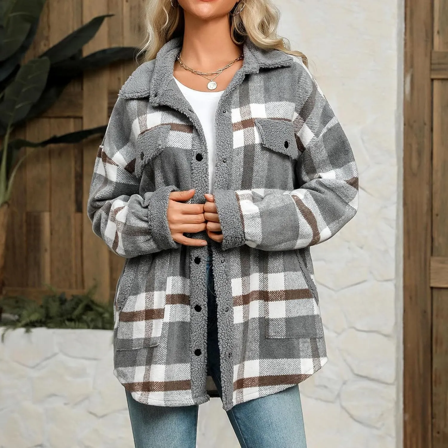 Womens Long Sleeve Plaid Jacket Flannel Lapel Button Down Fuzzy Shacket Jacket Casual Lapel Fleece Coats Fall Outfits