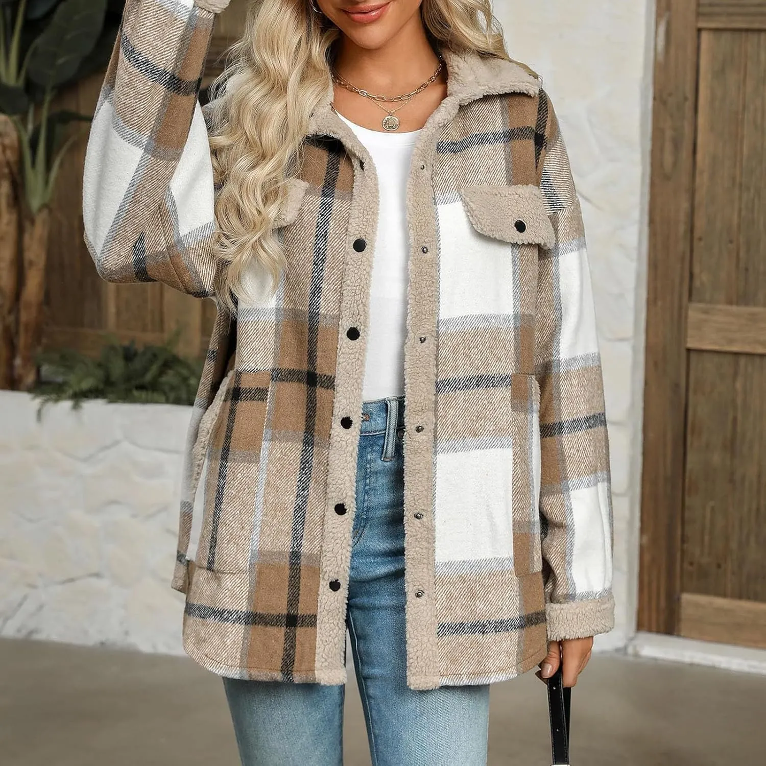 Womens Long Sleeve Plaid Jacket Flannel Lapel Button Down Fuzzy Shacket Jacket Casual Lapel Fleece Coats Fall Outfits